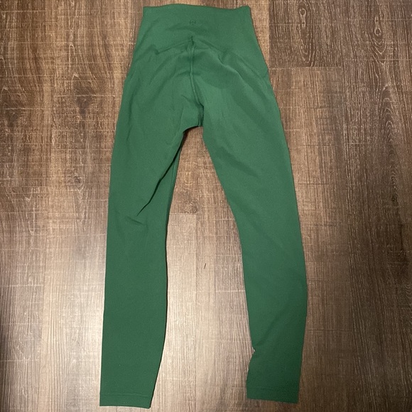 Lululemon yoga leggings - Picture 2 of 4